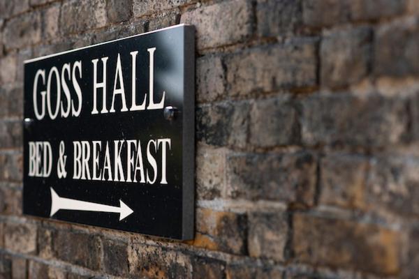 Goss Hall Sandwich Extérieur photo